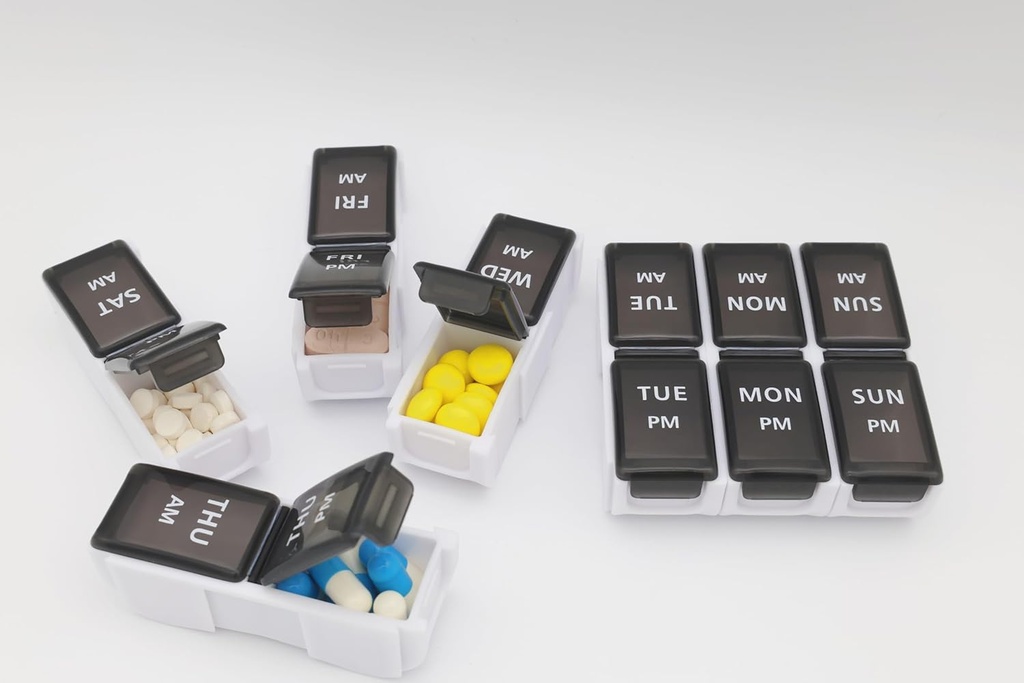 7-day-weekly-pill-am-pm-organizer-shyste-3.jpg